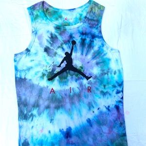 Tie dyed New Jordan tank Men’s small